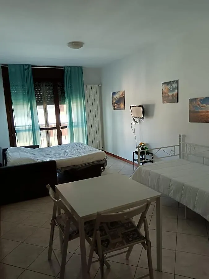 Appartamento Landriano Casa alle porte del Sole 0*,  Italia